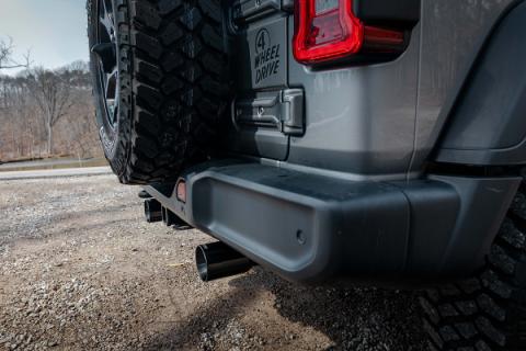 2.75 Inch Cat-Back Dual Rear Exit with Single 4.0 Inch Polished Flat Cut Tips 18-25 Jeep Wrangler JLU 118.4 Inch Wheel Base Corsa Performance